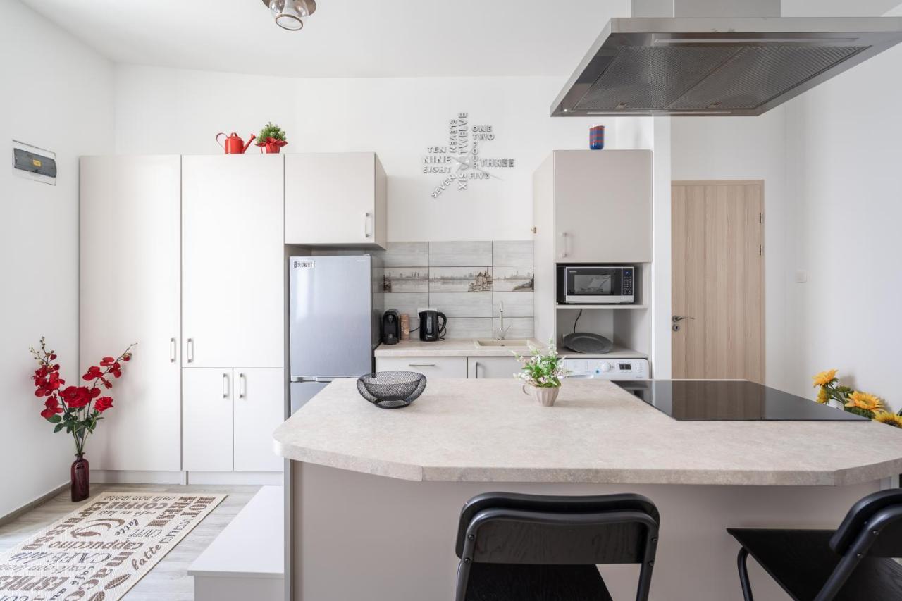 Bpr Embrody City Apartment Budapest Kültér fotó